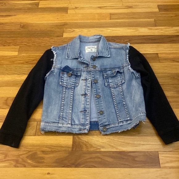 So Nikki Girl’s Denim Jacket With Cotton Sleeves Size M - Picture 1 of 8